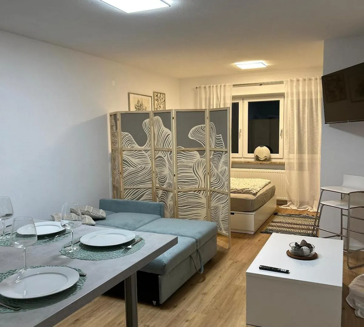 Kempten Zentral 1-Zimmer Wohnung Mit Parkplatz 0*,